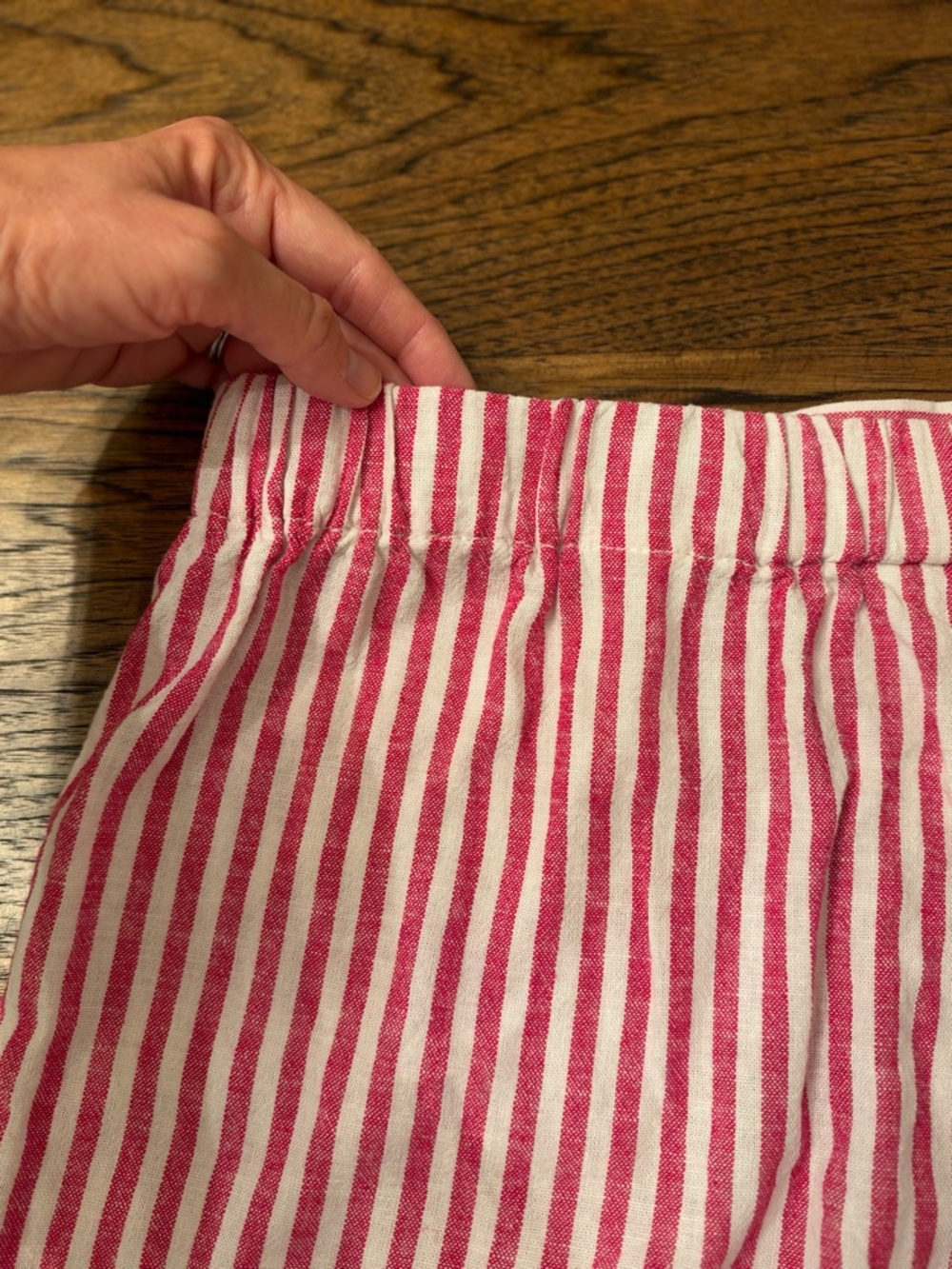 Banana Republic Pink Striped Linen Blend Shorts M Coastal French Riviera - Picture 12 of 12